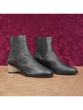 Rebecca Minkoff Darsea Cylinder Heel Black Leather Chelsea Boots sz 7.5
